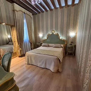 Al Graspo De Ua Venise