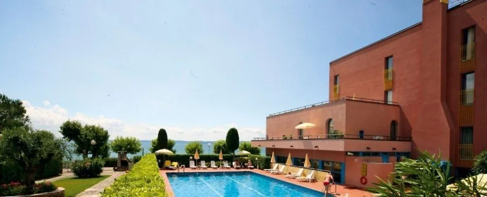 Hotel Sportsman Μπαρντολίνο